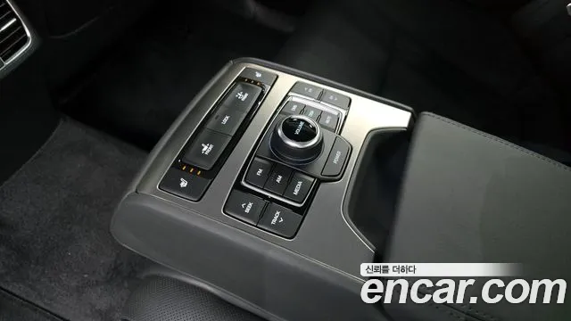 Hyundai Genesis 2015 — фото 17