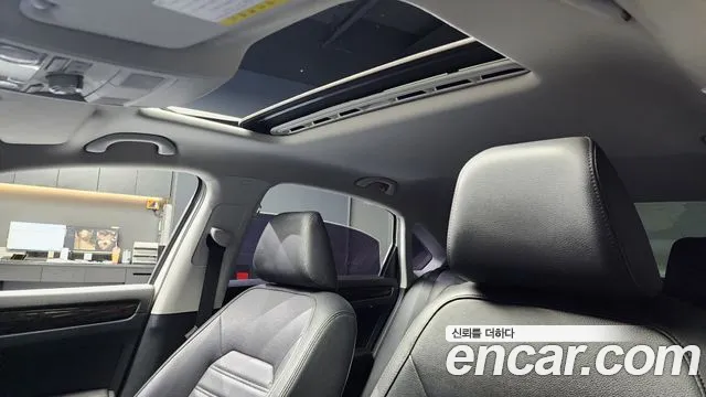 Volkswagen Passat 2015 — фото 19