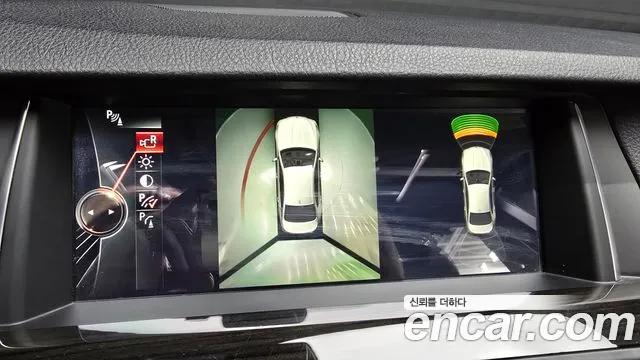 BMW 5-Series 2015 — фото 15