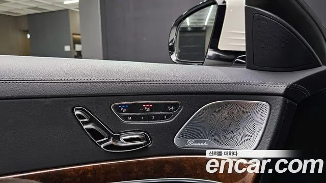 Mercedes-Benz S-Class 2016 — фото 18