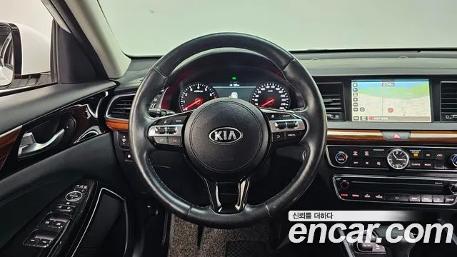 Kia K7 2017 — фото 13