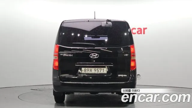 Hyundai Starex 2016 — фото 4