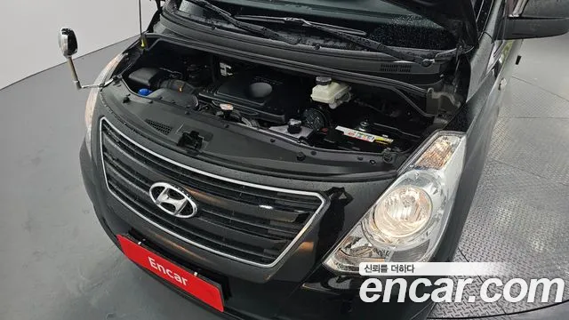Hyundai Starex 2016 — фото 6