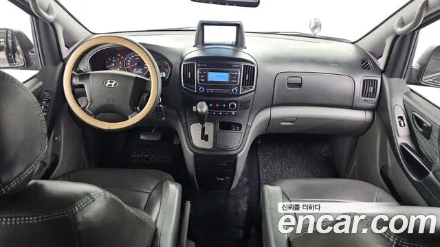 Hyundai Starex 2016 — фото 7