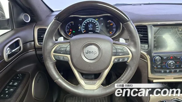 Jeep Cherokee 2015 — фото 13