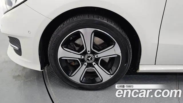 Mercedes-Benz B-Class 2018 — фото 5