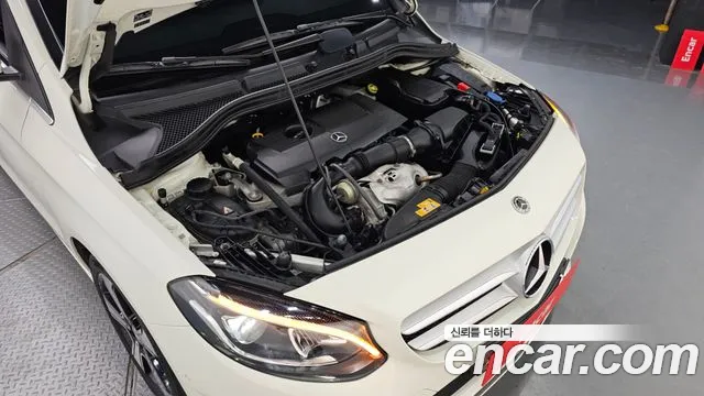 Mercedes-Benz B-Class 2018 — фото 6