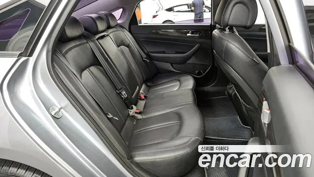 Hyundai Sonata 2015 — фото 12