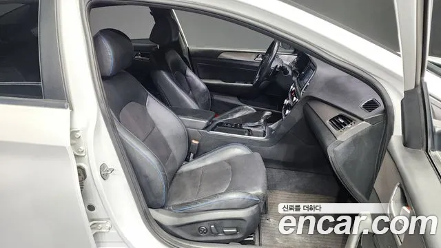 Hyundai Sonata 2018 — фото 11