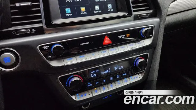 Hyundai Sonata 2018 — фото 16