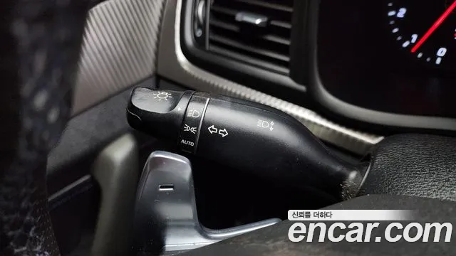 Hyundai Sonata 2018 — фото 18