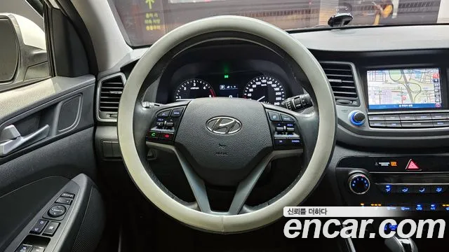 Hyundai Tucson 2017 — фото 13