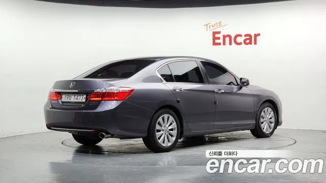 Honda Accord 2015 — фото 2