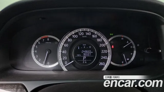 Honda Accord 2015 — фото 8