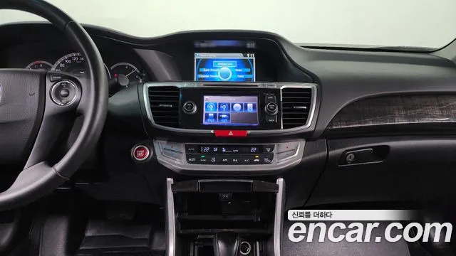 Honda Accord 2015 — фото 14