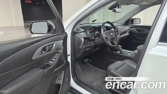 ChevroletGMDaewoo Traverse 2021 — фото 10