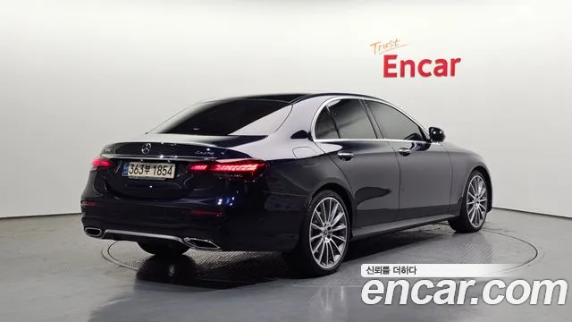 Mercedes-Benz E-Class 2021 — фото 2