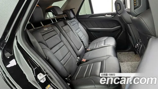 Mercedes-Benz M-class 2015 — фото 12