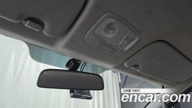 Hyundai Starex 2017 — фото 19