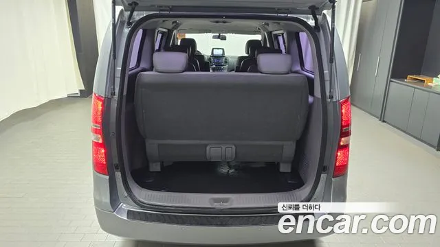 Hyundai Starex 2017 — фото 20
