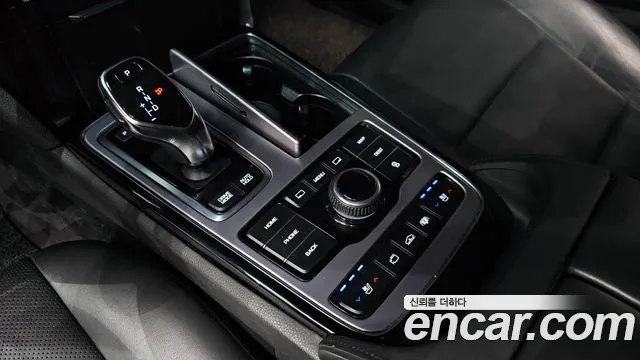 Hyundai Equus 2014 — фото 9