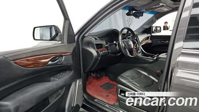 Cadillac Escalade 2015 — фото 10