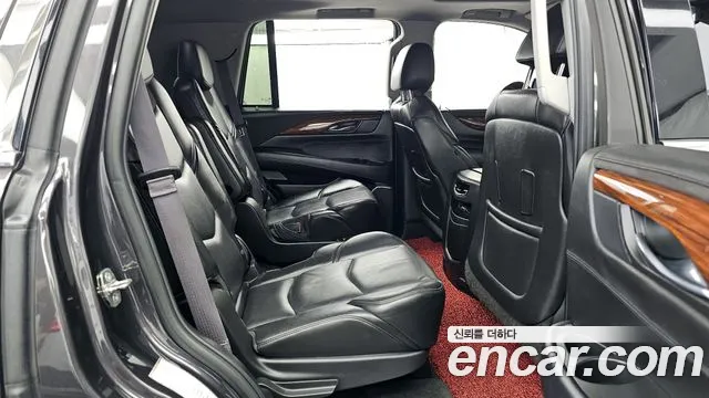 Cadillac Escalade 2015 — фото 12