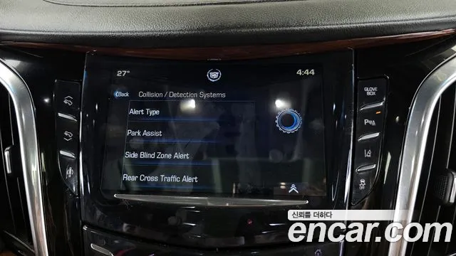Cadillac Escalade 2015 — фото 16
