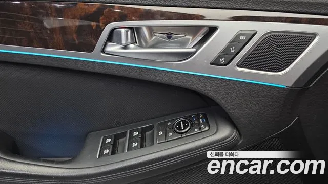 Hyundai Genesis 2014 — фото 17