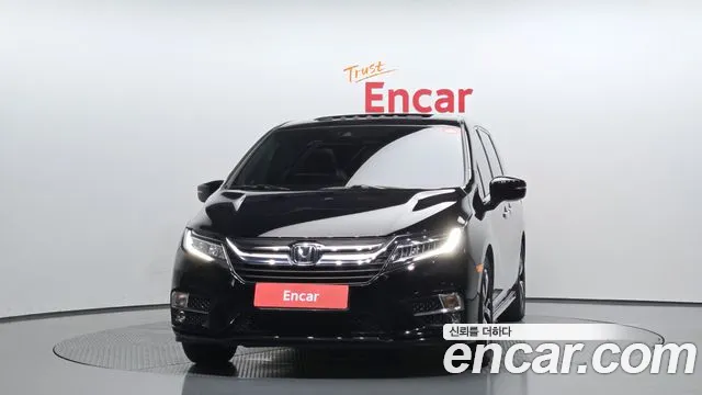 Honda Odyssey 2018 — фото 3
