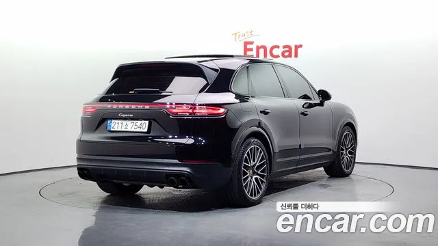 Porsche Cayenne 2019 — фото 2