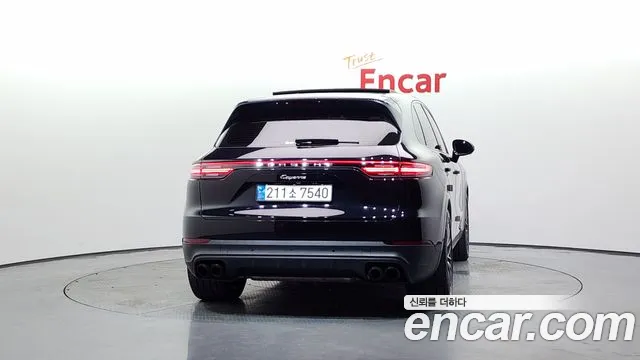 Porsche Cayenne 2019 — фото 4