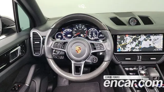 Porsche Cayenne 2019 — фото 13