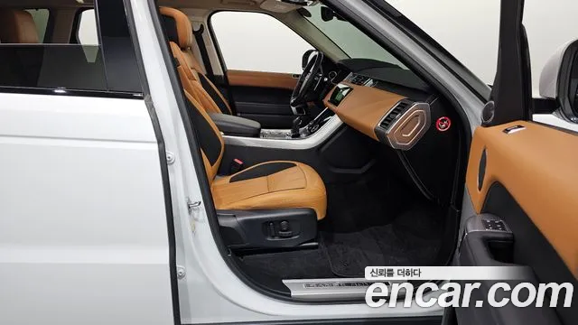 Land Rover Range Rover Sport 2020 — фото 11