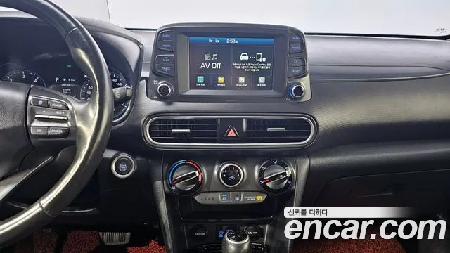 Hyundai Kona 2018 — фото 14