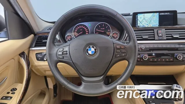 BMW 3-Series 2015 — фото 14