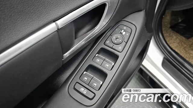 Hyundai Sonata 2022 — фото 12