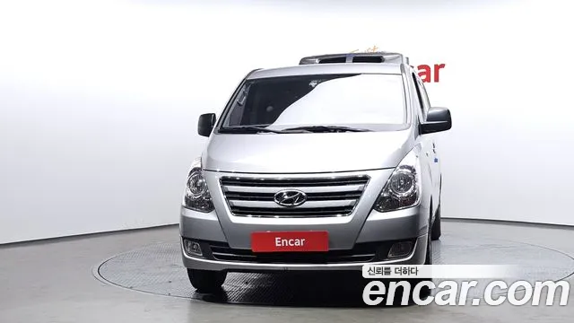 Hyundai Starex 2017 — фото 3
