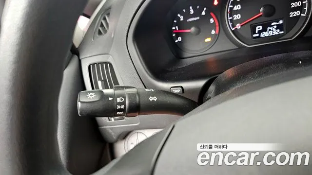 Hyundai Starex 2017 — фото 17