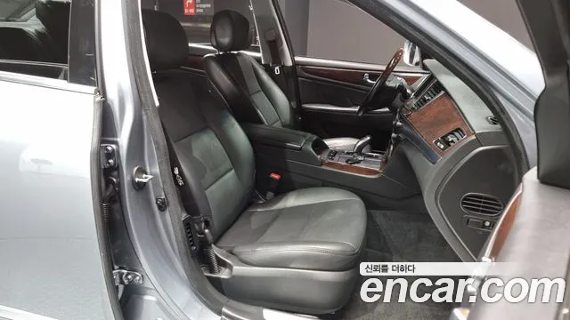 Hyundai Equus 2014 — фото 10