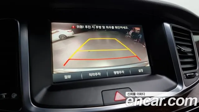 Hyundai Equus 2014 — фото 16