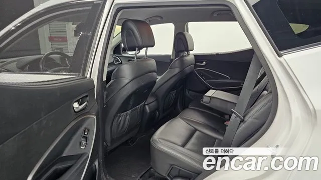 Hyundai Santafe 2016 — фото 12