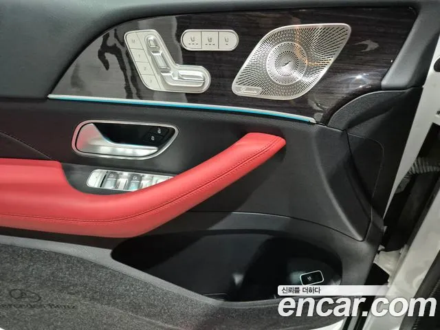 Mercedes-Benz GLE-Class 2023 — фото 14