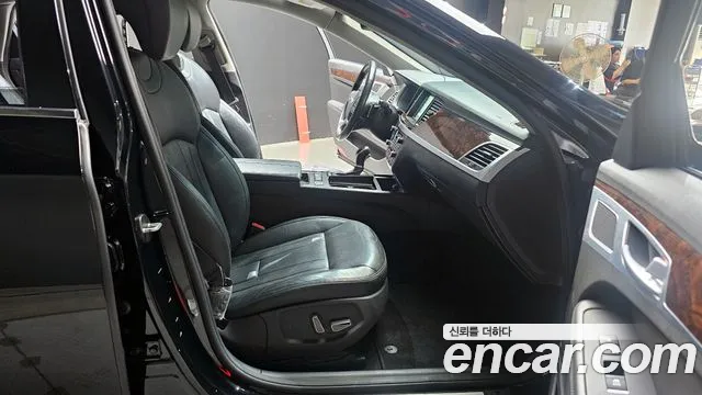 Hyundai Genesis 2016 — фото 11