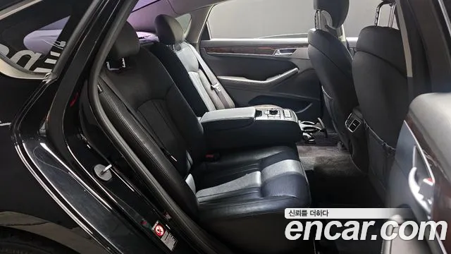 Hyundai Genesis 2016 — фото 12