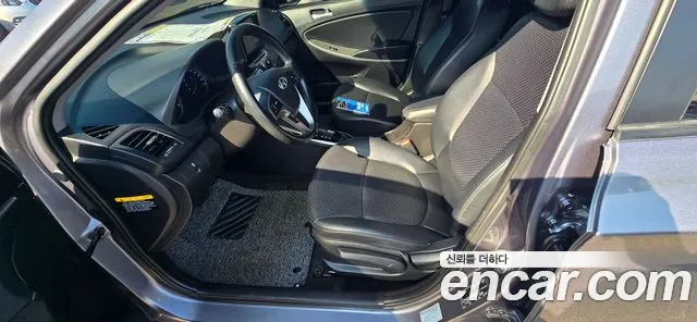 Hyundai Accent 2016 — фото 15