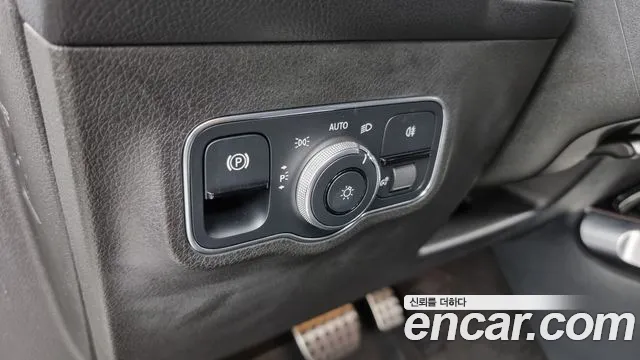 Mercedes-Benz GLB-Class 2021 — фото 19