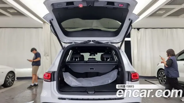 Mercedes-Benz GLB-Class 2021 — фото 20