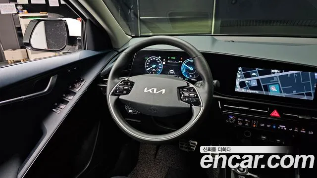 Kia Niro 2022 — фото 13