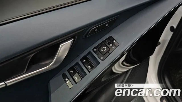 Kia Niro 2022 — фото 19